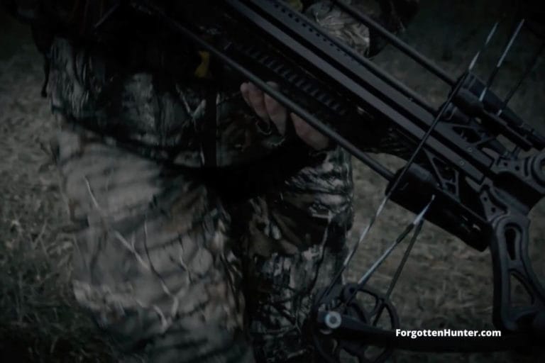 Barnett Raptor Pro STR Review - Lightweight, Accurate and Fast Crossbow 5 Barnett Raptor Pro STR Crossbow Review
