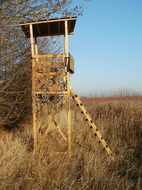 13 Best Deer Hunting Tips 6 Hunting Stand Camouflaged